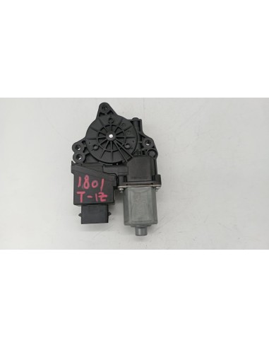 Recambio de motor elevalunas trasero izquierdo para kia cee´d d4fb referencia OEM IAM 617013101  