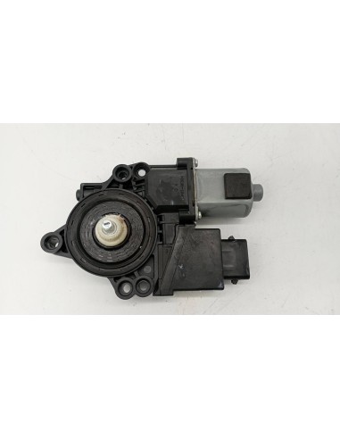 Recambio de motor elevalunas trasero derecho para kia cee´d d4fb referencia OEM IAM 617013201  