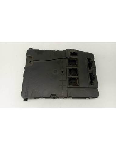 Recambio de caja reles / fusibles para renault megane ii classic berlina k9k734 referencia OEM IAM S118400220D  