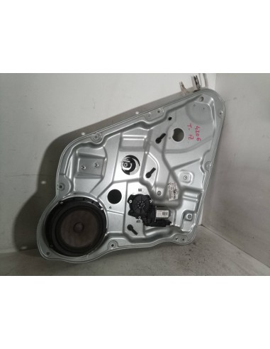 Recambio de elevalunas trasero izquierdo para kia cee´d d4fbw referencia OEM IAM 834701H020  