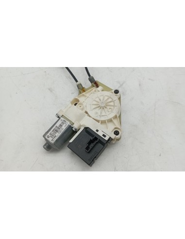 Recambio de elevalunas trasero derecho para renault megane iii berlina 5 p k9ka6 referencia OEM IAM 827200003R  