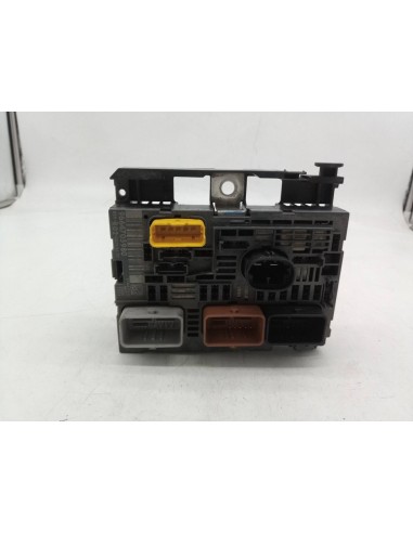 Recambio de caja reles / fusibles para peugeot 407 sw 9hz referencia OEM IAM 9664705980  