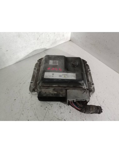 Recambio de centralita motor uce para opel astra h berlina a17dtr referencia OEM IAM 55571776  