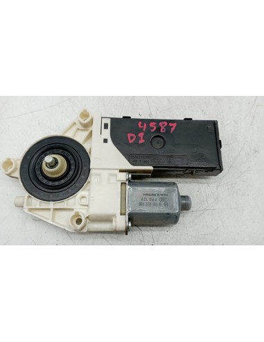 Recambio de motor elevalunas delantero izquierdo para renault laguna iii berlina m9rn7 referencia OEM IAM 0130822330  