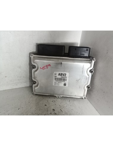 Recambio de centralita motor uce para opel astra j sedán a17dts referencia OEM IAM 55597676  