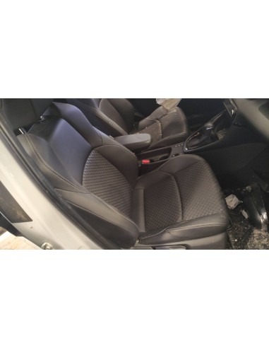 Recambio de juego asientos completo para toyota yaris (xp13) m15a referencia OEM IAM   