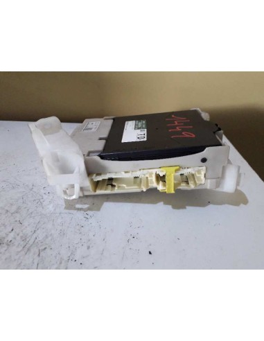 Recambio de caja reles / fusibles para toyota prius + (zvw40) referencia OEM IAM 8922147500  