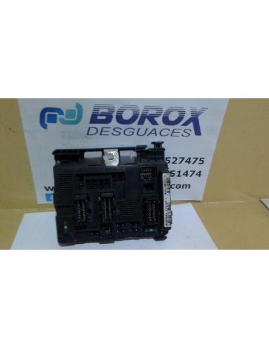 Recambio de caja reles / fusibles para citroen berlingo wjy referencia OEM IAM 965061858000  