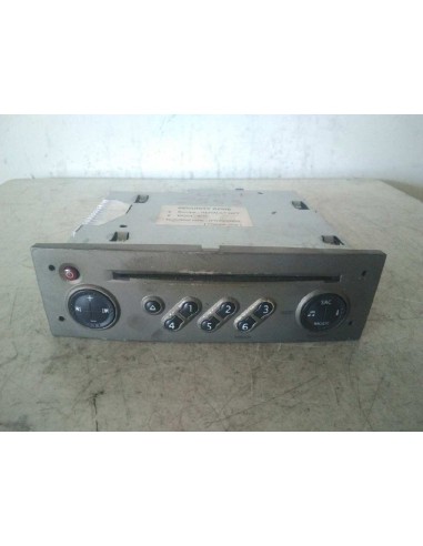 Recambio de sistema audio / radio cd para renault clio iii referencia OEM IAM 8200633623  