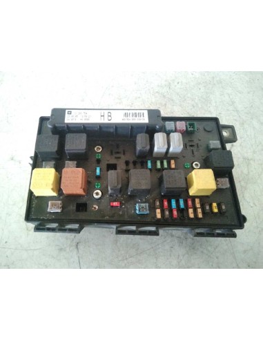 Recambio de caja reles / fusibles para opel astra h gtc z19dth referencia OEM IAM 5DK00866838  