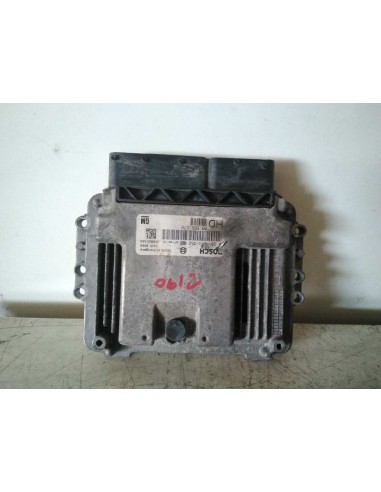 Recambio de centralita motor uce para opel zafira b z19dth referencia OEM IAM HD55566279  