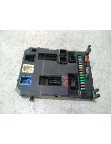 Recambio de caja reles / fusibles para citroen c3 kfv referencia OEM IAM 9664983280  