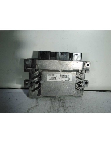 Recambio de centralita motor uce para dacia sandero d4f f7 referencia OEM IAM S120205101A  