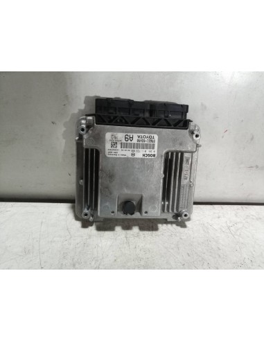 Recambio de centralita motor uce para toyota corolla (e12) 1nd referencia OEM IAM 0281011733  