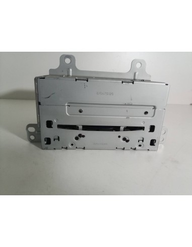 Recambio de sistema audio / radio cd para opel insignia berlina a20dth referencia OEM IAM 13332702  