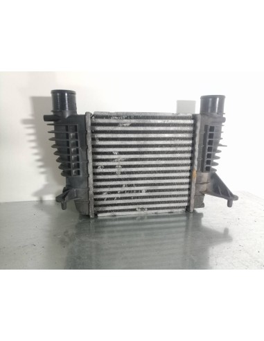 Recambio de intercooler para renault clio iii k9k t7 referencia OEM IAM 8200471885  