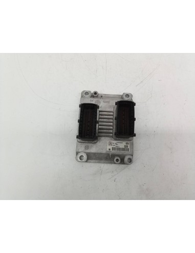 Recambio de centralita motor uce para opel agila z12xe referencia OEM IAM 55350550  