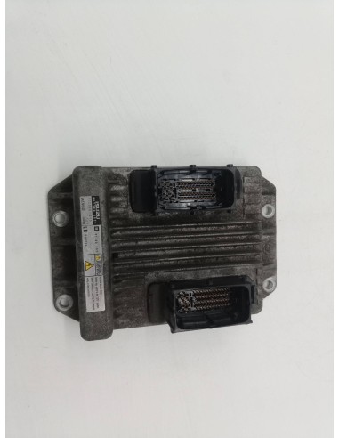 Recambio de centralita motor uce para opel corsa c z17dth referencia OEM IAM 8973000979  