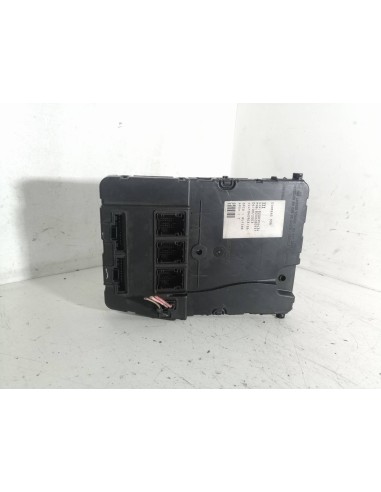 Recambio de caja reles / fusibles para renault megane ii berlina 5p f9q b8 referencia OEM IAM 8200306434  