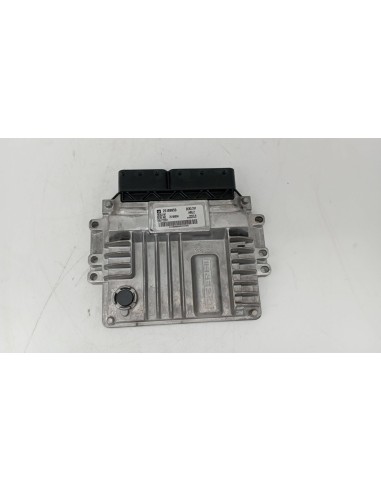 Recambio de centralita motor uce para chevrolet orlando z20d1 referencia OEM IAM 25189959  