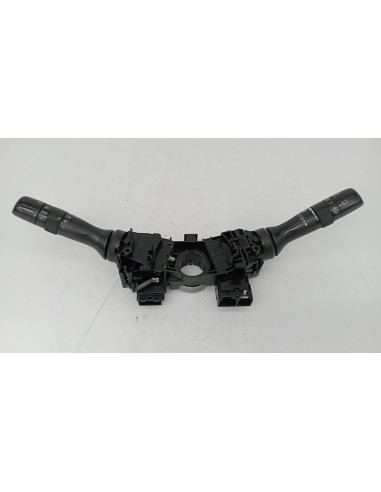 Recambio de mando multifuncion para toyota prius (zvw30) 2zr referencia OEM IAM 173832  