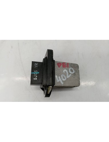 Recambio de resistencia calefaccion para ssangyong rodius d27dt referencia OEM IAM 5J05YR  