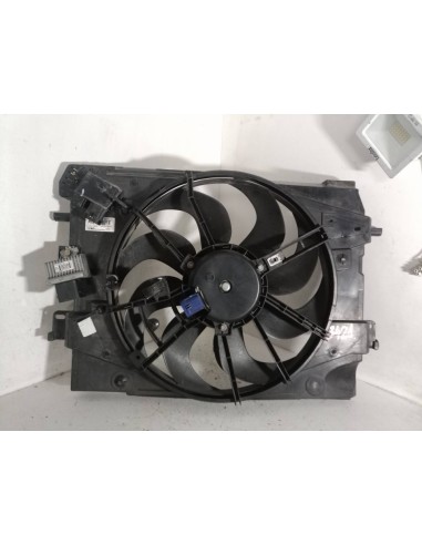 Recambio de electroventilador para renault captur i referencia OEM IAM 214818009RA  