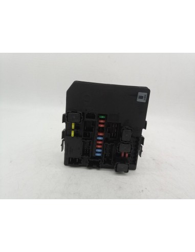 Recambio de caja reles / fusibles para nissan nv200 /evalia (m20/m) k9k referencia OEM IAM 284B7JX50A  