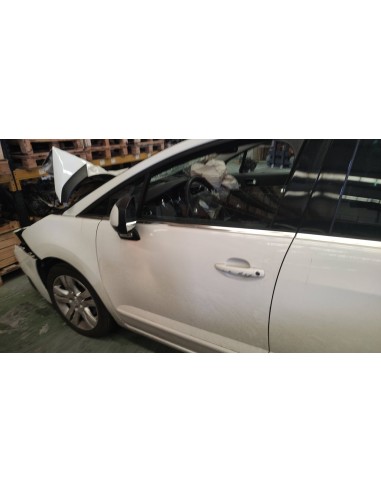 Recambio de puerta delantera izquierda para peugeot 5008 rh02 referencia OEM IAM   