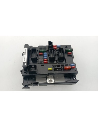 Recambio de caja reles / fusibles para citroen xsara picasso 9hz referencia OEM IAM 9657608780  