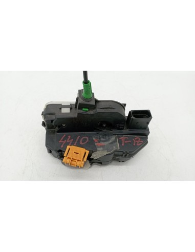 Recambio de cerradura puerta trasera izquierda para opel insignia berlina b16dth referencia OEM IAM 3023881LH1  