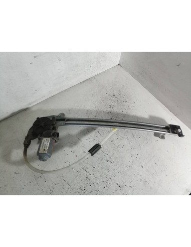 Recambio de elevalunas trasero derecho para renault laguna ii (bg0) f9q c7 referencia OEM IAM 8200000558  