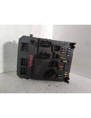 Recambio de caja reles / fusibles para citroen c3 8hz referencia OEM IAM S118085200L  