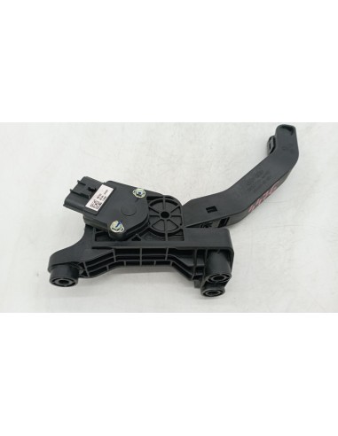 Recambio de potenciometro pedal para kia carens (rp) g4fd referencia OEM IAM DH32726A4000  