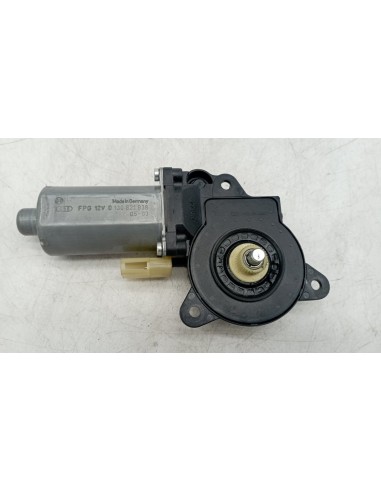 Recambio de motor elevalunas delantero izquierdo para ford fiesta (cbk) f6ja referencia OEM IAM 0130821938  