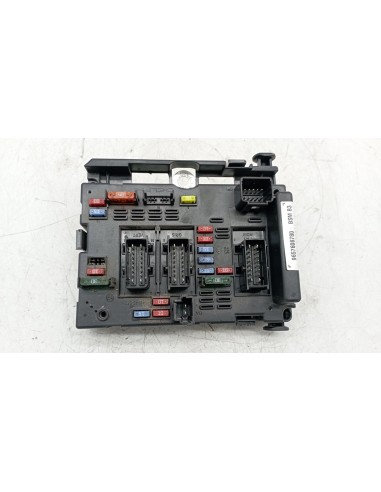 Recambio de caja reles / fusibles para citroen xsara picasso 9hx referencia OEM IAM 9657608780  