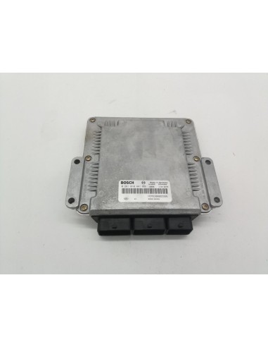 Recambio de centralita motor uce para volvo v40 familiar d4192t3 referencia OEM IAM 0281010441  